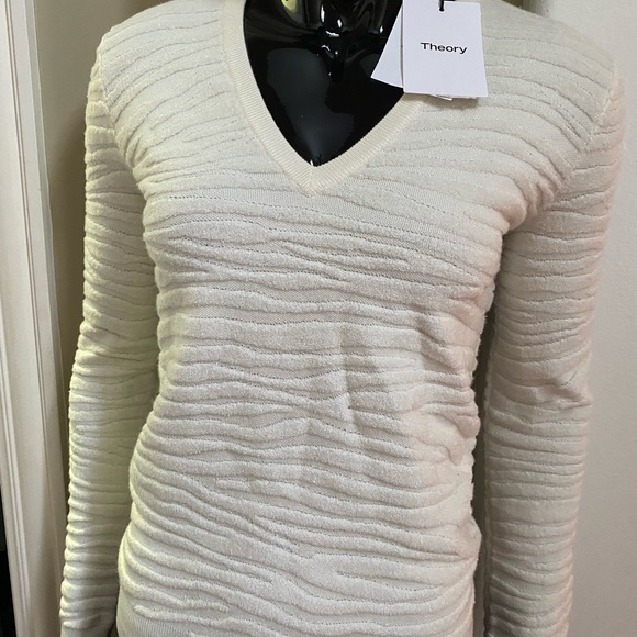Theory zebra plush ivory sweater - Picture 6 of 7